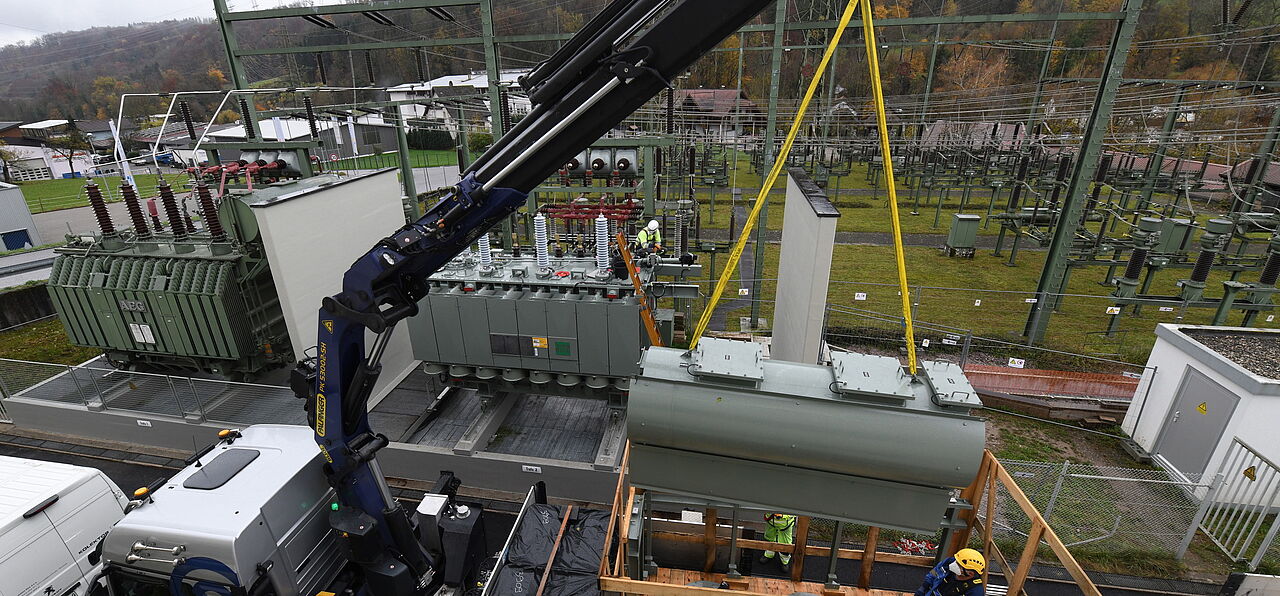 Neue Trafos im Umspannwerk Wehr