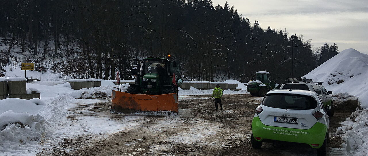 ED Netze schneidet Stromleitung am Steinenbach frei