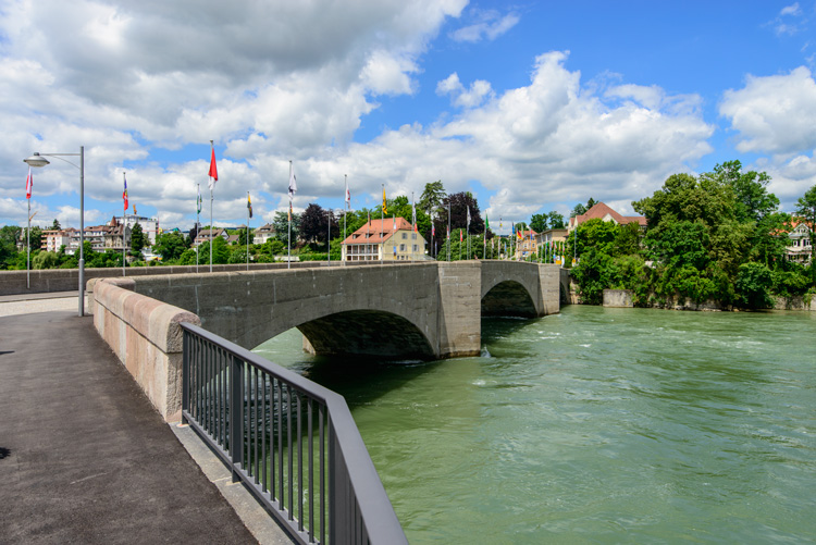 Die alte Rheinbrücke